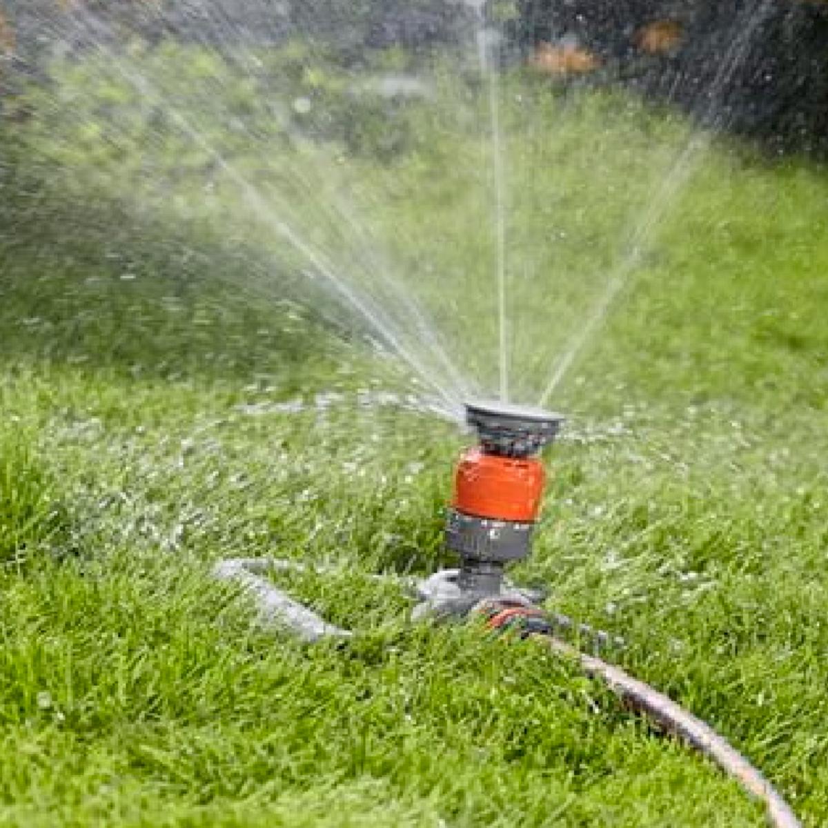 Gardena Circular Sprinkler Vario W/Sled