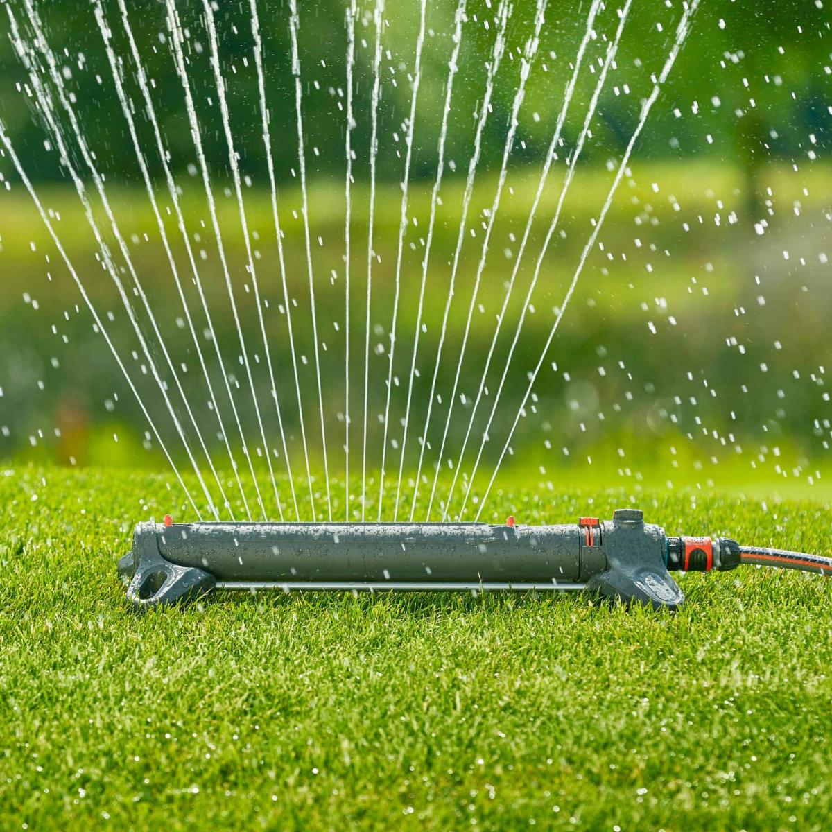 Gardena Oscillating Sprinkler Aquazoom L