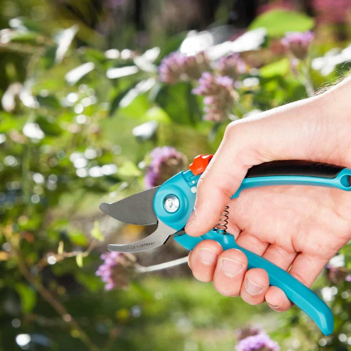 Gardena Classic Bypass Secateurs Small